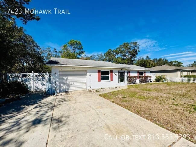 7423 Mohawk Trail in Spring Hill, FL - Building Photo - Building Photo