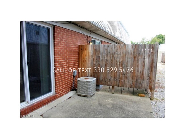 6682 Casper Ave NW in Canton, OH - Building Photo - Building Photo