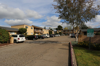 Kings Mark in El Cajon, CA - Building Photo - Building Photo