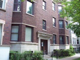 3755 N Fremont St, Unit Fremont 1N in Chicago, IL - Building Photo