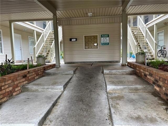 4800 Pontchartrain Dr, Unit 2 in Slidell, LA - Building Photo - Building Photo