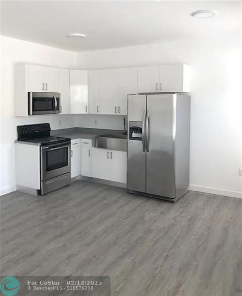 402 NW 12th Ave in Miami, FL - Building Photo - Building Photo