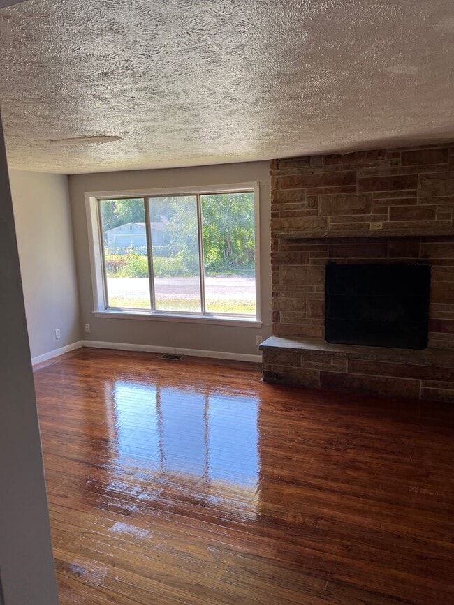 1527 E Cornell Ave in Springfield, IL - Building Photo - Building Photo