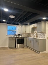 10535 W Spring Green Rd in Hales Corners, WI - Building Photo - Building Photo