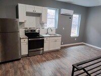 5337 Market St photo'