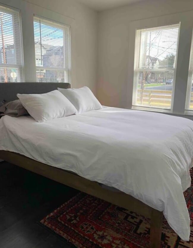 property at 1103 W 18th St