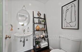 5226 Marina Pacifica Dr S in Long Beach, CA - Building Photo - Building Photo