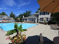 The Residence at Turnberry in Pickerington, OH - Building Photo - Building Photo