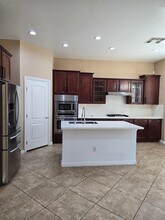 9152 Worsley Park Pl in Las Vegas, NV - Building Photo - Building Photo