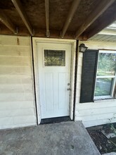 132 Kinder St in Sauget, IL - Building Photo - Building Photo