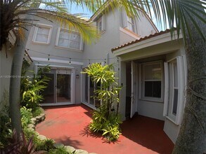 1145 Yellowheart Way in Hollywood, FL - Building Photo - Building Photo