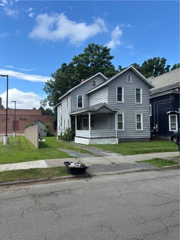 property at 412 W 1st St