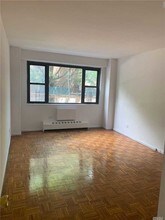 83-60 118th St-Unit -2J in Queens, NY - Building Photo - Building Photo