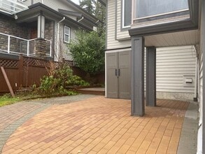 2501 Mahon Av in North Vancouver, BC - Building Photo - Building Photo