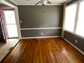 2261 Capehart Cir NE in Atlanta, GA - Building Photo - Building Photo