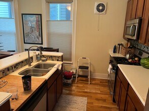 2013-15A N Newhall St in Milwaukee, WI - Building Photo - Building Photo