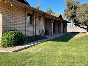 1420 N Center St in Mesa, AZ - Building Photo - Building Photo