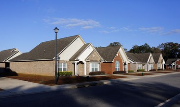 Bennett Pointe in Theodore, AL - Building Photo - Building Photo