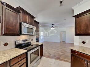 5305 Cloister Dr in Murfreesboro, TN - Foto de edificio - Building Photo