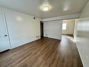 920 N Leverett Ave in Fayetteville, AR - Building Photo - Building Photo