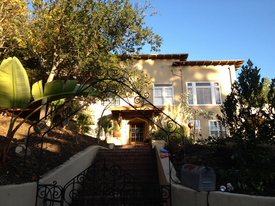 2122 Alcyona Dr in Los Angeles, CA - Building Photo