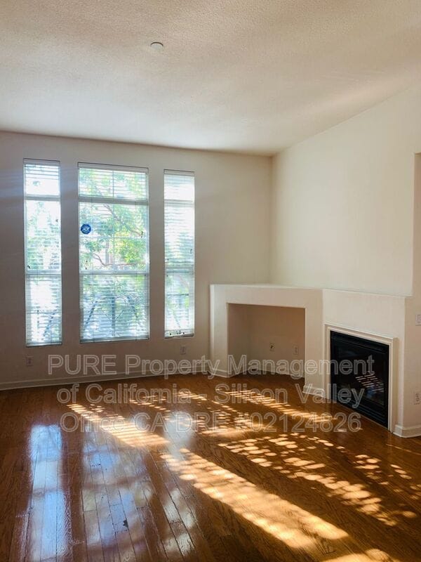 886 Fire Walk in Milpitas, CA - Building Photo - Building Photo