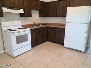 8322 N 60th Ave in Glendale, AZ - Building Photo - Building Photo