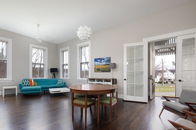 33 Sharon Rd in Salisbury, CT - Building Photo - Building Photo