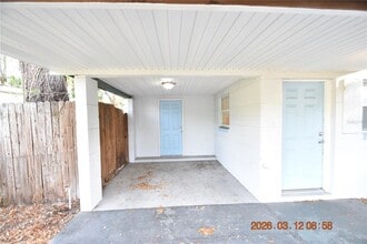 1106 E Seneca Ave in Tampa, FL - Building Photo - Building Photo