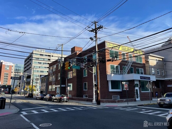 103 Bayard St in New Brunswick, NJ - Building Photo - Building Photo