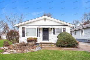 37 W Ralston Ave in Akron, OH - Building Photo