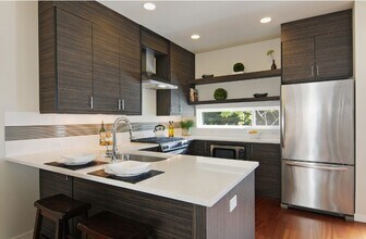 4717 Phinney Avenue North in Seattle, WA - Building Photo - Building Photo