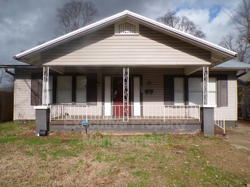 1616 Fulton Ave SW in Birmingham, AL - Building Photo