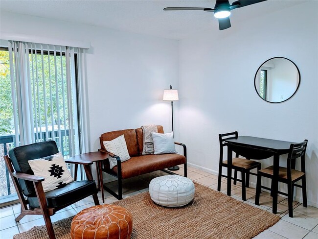 property at 905 E 51st St