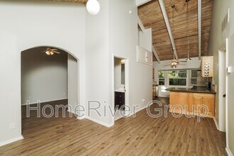 5743 Eden Ln in Land O Lakes, FL - Building Photo - Building Photo