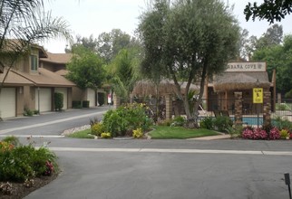 Cypress Park Townhomes in Ontario, CA - Building Photo - Building Photo