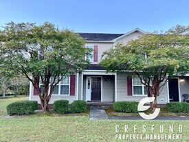 415 Sheila St in Hope Mills, NC - Building Photo