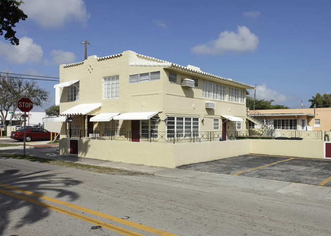 12289 NE 7th Ave in Miami, FL - Building Photo - Building Photo