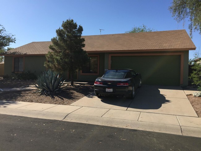 465 E Providence Dr in Casa Grande, AZ - Building Photo - Building Photo