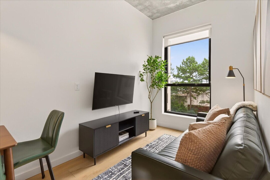 205 Foster Ave in Charlotte, NC - Building Photo