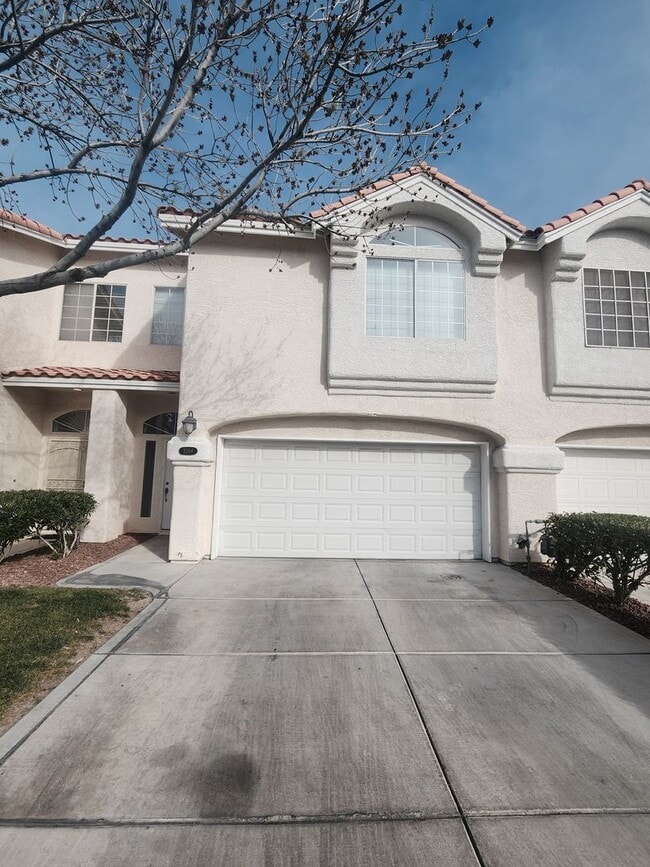 5264 Island Chain Rd