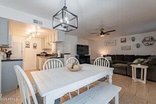 14234 N Oakwood Ln in Fountain Hills, AZ - Building Photo