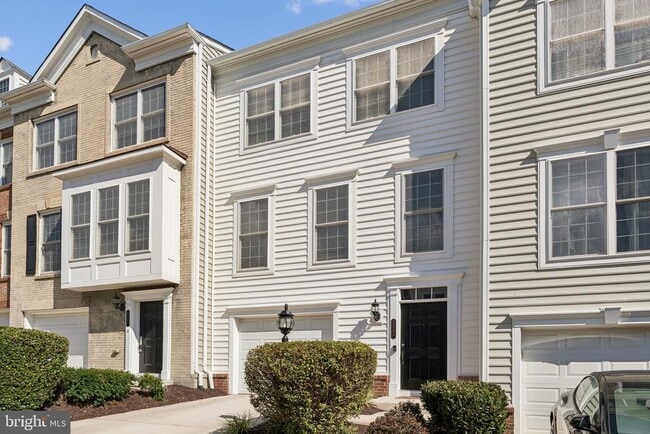 2205 Greywing St in Woodbridge, VA - Building Photo - Building Photo