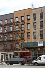 1325 3rd Ave in New York, NY - Building Photo - Building Photo