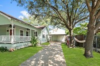 211 Telephone Rd in Houston, TX - Foto de edificio - Building Photo