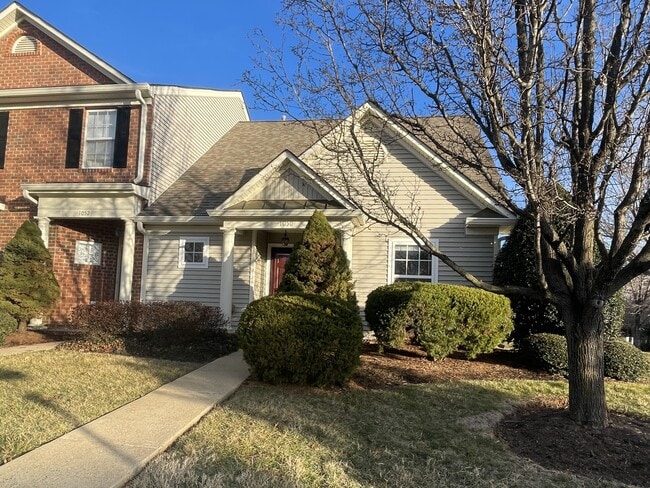 property at 1050 Somer Chase Ct