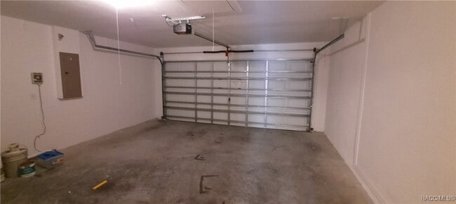 9 Elder Ct W in Homosassa, FL - Building Photo - Building Photo