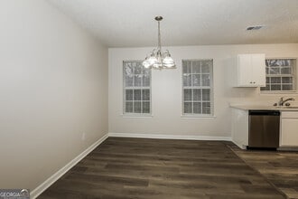 4153 Ward Lake Trail in Ellenwood, GA - Building Photo - Building Photo