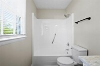 1067 Pleasant Oak Dr photo'