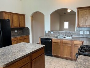 2134 Thorn Berry Creek Ln in Katy, TX - Foto de edificio - Building Photo